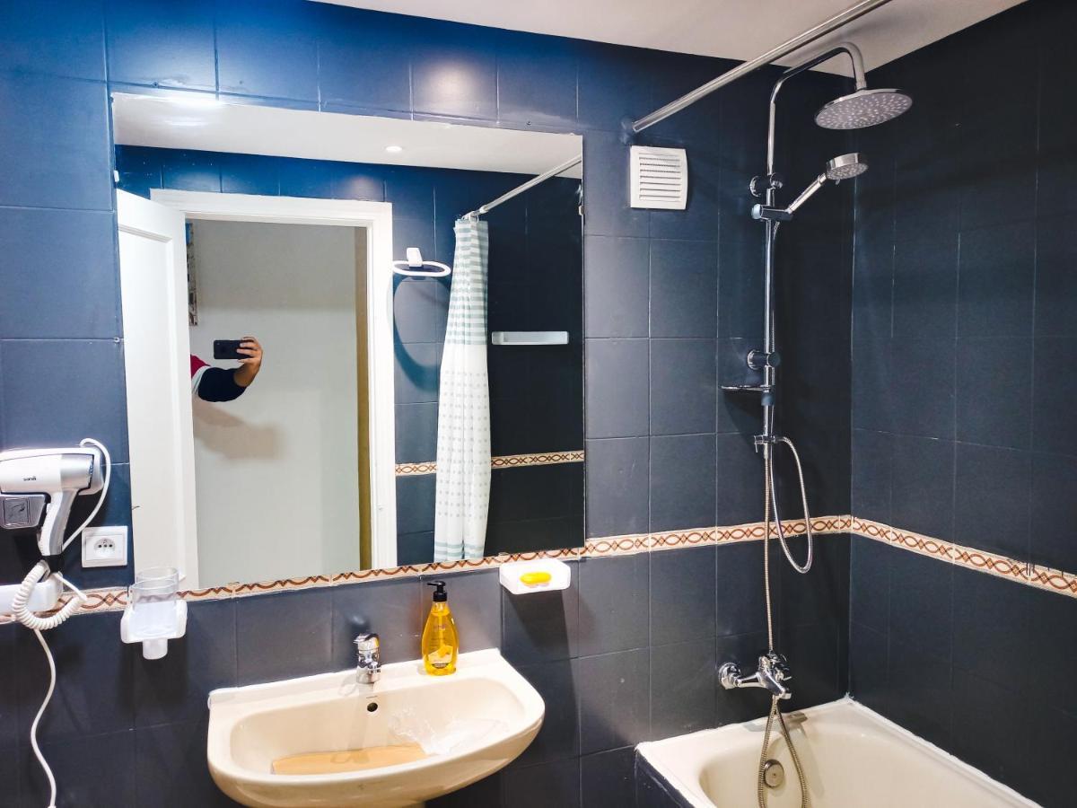 Nouveau Appartement Au Centre Ville En Face Hilton Tangier Exterior photo