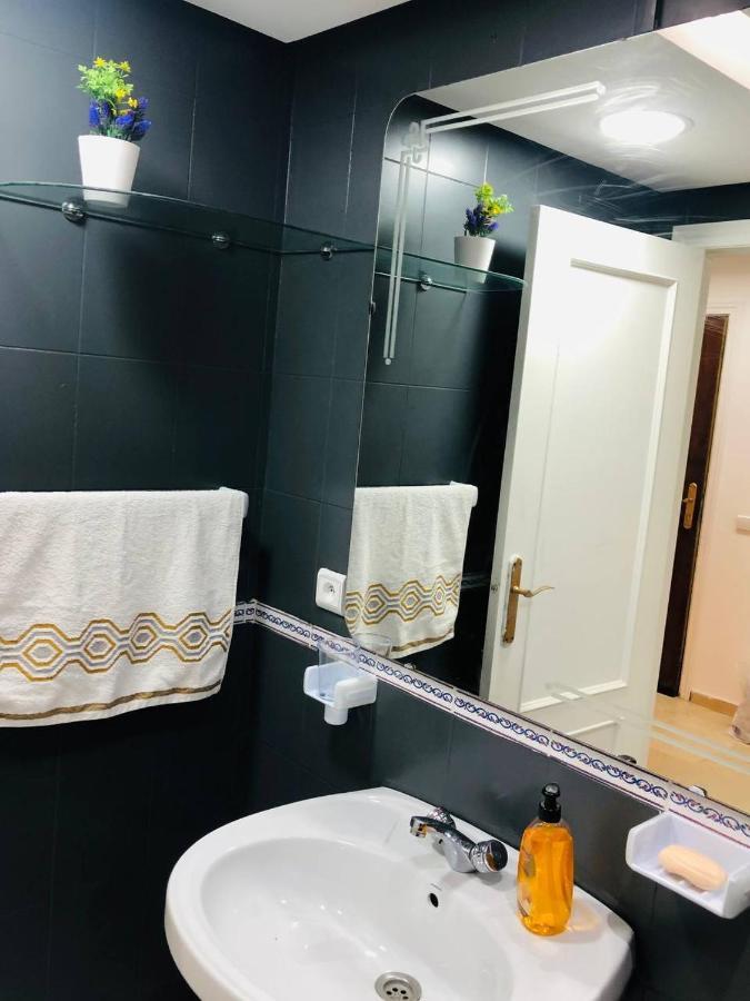 Nouveau Appartement Au Centre Ville En Face Hilton Tangier Exterior photo